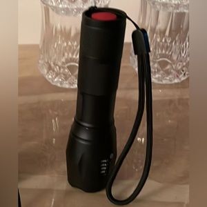NWOB flashlight handheld